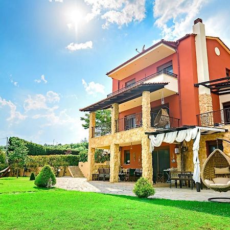 Villa Mariellie Nea Peramos  Exterior photo